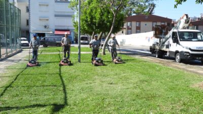 Kepez Belediyesi, yaz mevsiminin yakıcı sıcaklıklarına karşı ilçedeki yeşil alanların