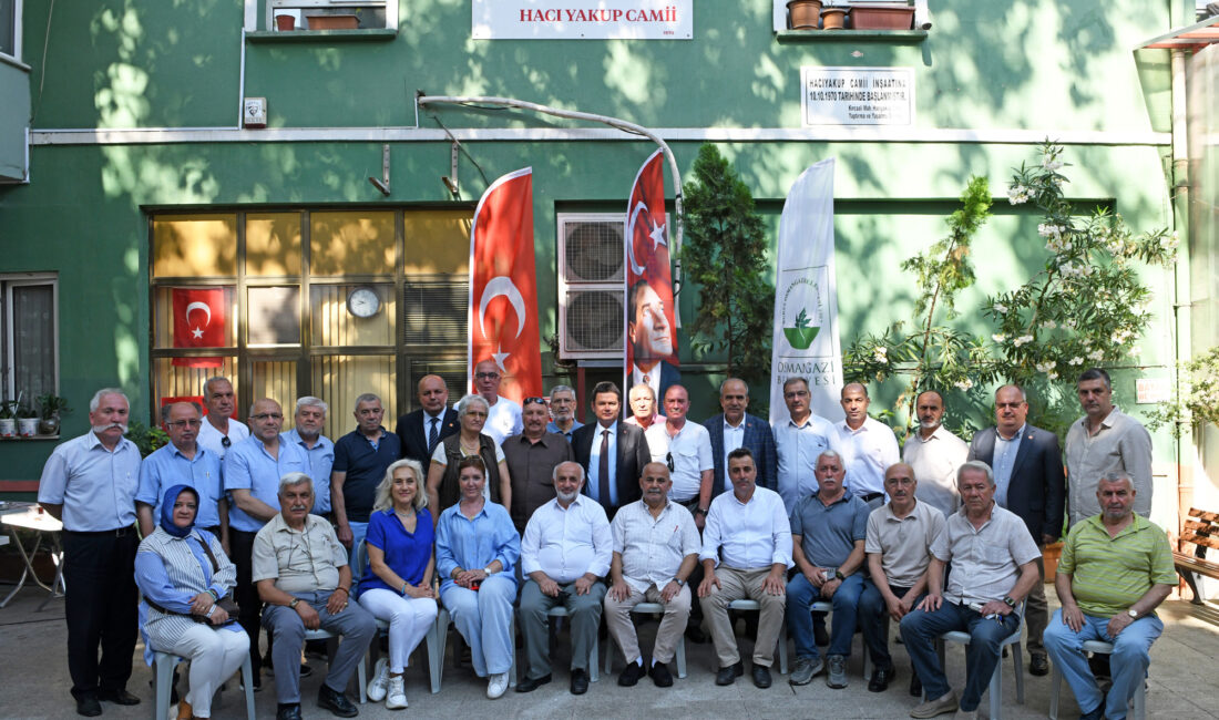 Osmangazi Belediye Başkanı Erkan Aydın, Kıracaali Mahallesi sakinleri ile kahvaltı