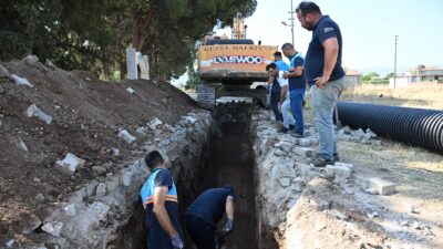 Manisa Büyükşehir Belediyesi, kent genelinde hayata geçirdiği altyapı yatırımlarıyla vatandaşların