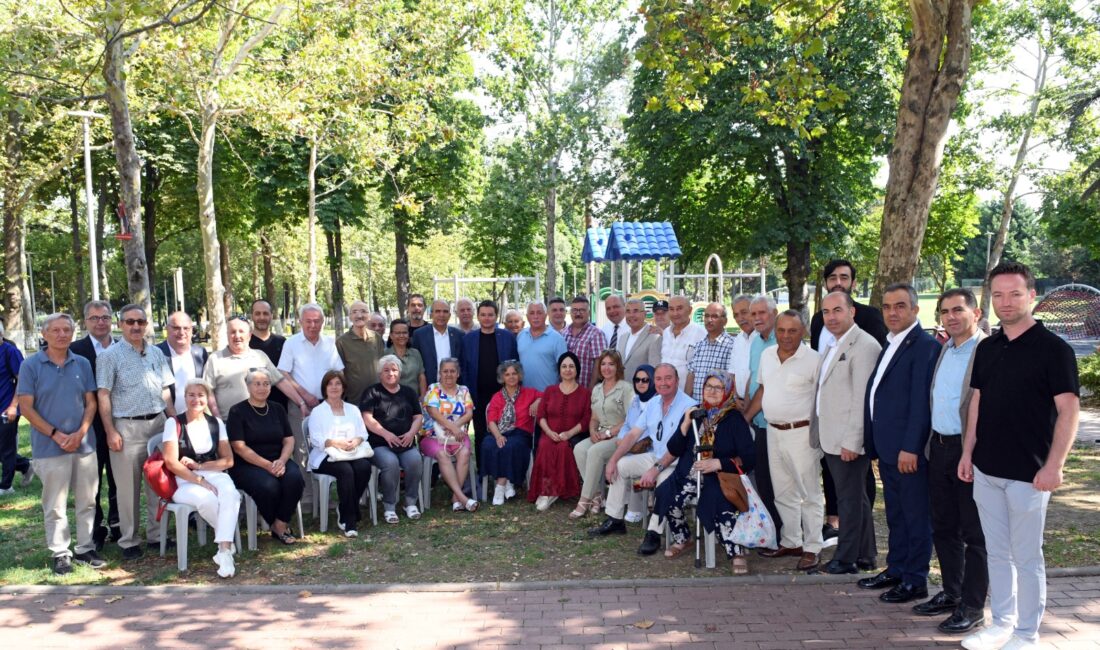 Osmangazi Belediye Başkanı Erkan Aydın, her hafta gelenek haline getirdiği