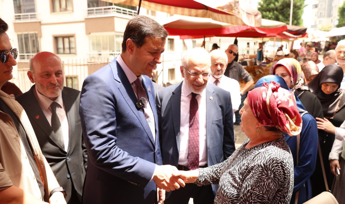 Saadet Partisi Lideri Mahmut Arıkan’ın Trabzon’da pazar ziyaretinde derdini dinlediği