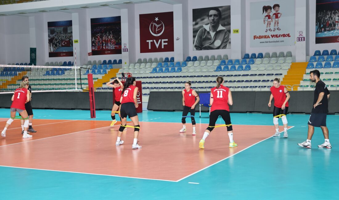 Bursa’yı TVF Vodafone Sultanlar Ligi’nde temsil eden Nilüfer Belediyespor Eker