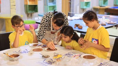 Bayrampaşa’da İyileşen ve Lösemi Tedavisi Gören Minikler Sanatla Buluştu Bayrampaşa Belediyesi ve Lösemili Çocuklar Vakfı (LÖSEV) iş birliğiyle düzenlenen