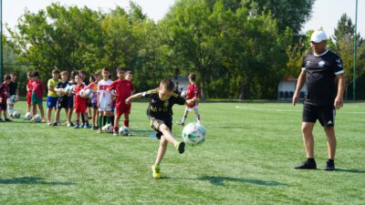 Eskişehir Büyükşehir Belediyesi, sporu çocukların hayatının bir parçası haline getirmeye