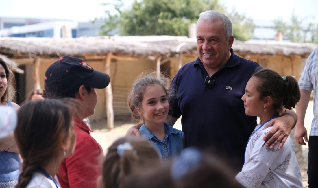 Nilüfer Belediye Başkanı Şadi Özdemir, 9’uncusu düzenlenen “Nilüfer Doğa ve Bilim Yaz