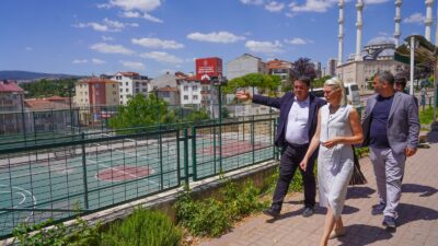 Bilecek Belediye Başkanı Melek Mızrak Subaşı, Hürriyet Mahallesi’nde yapımı devam