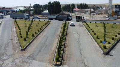 Ağrı Belediyesi Fen İşleri Müdürlüğü ekipleri tarafından, kent genelini kapsayan