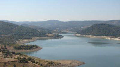 Kentin tek içme ve kullanma suyu ihtiyacını karşılayan Atikhisar Barajı’nın