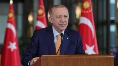 devam etmektedir
Cumhurbaşkanı Recep Tayyip Erdoğan, Lozan Barış Antlaşması'nın imzalanmasının 102'nci