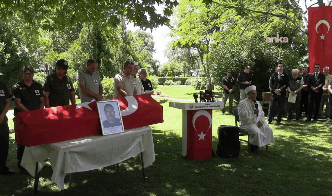 İzmir’in Ödemiş ilçesindeki orman yangınına müdahale ederken hayatını kaybeden dozer