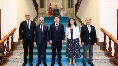 DEM Parti İmralı Heyeti, Adalet Bakanı Yılmaz Tunç’la bir araya
