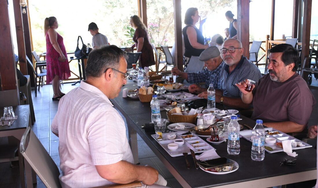 Aydın Dünya Efeleri Yörük ve Türkmen Federasyonu, Kuşadası Belediyesi’nin destekleriyle