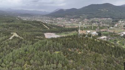İZMİR’İ AYAĞA KALDIRACAK MADEN İZNİ İzmir’de geçtiğimiz haftaki yangınlarda en fazla zarar gören yerlerden biri
