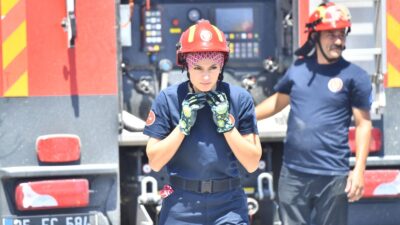 İzmir İtfaiyesi Çeşme’nin dört bir yanında görev başında İzmir Büyükşehir