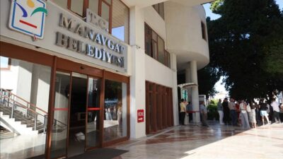 Manavgat Belediye Başkanı Niyazi Nefi Kara‘nın tutuklanmasıyla boşalan koltuğa, CHP’li