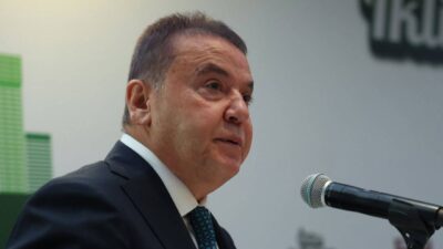 Tutuklu bulunan Antalya Büyükşehir Belediye Başkanlığı görevinden uzaklaştırılan Muhittin Böcek,