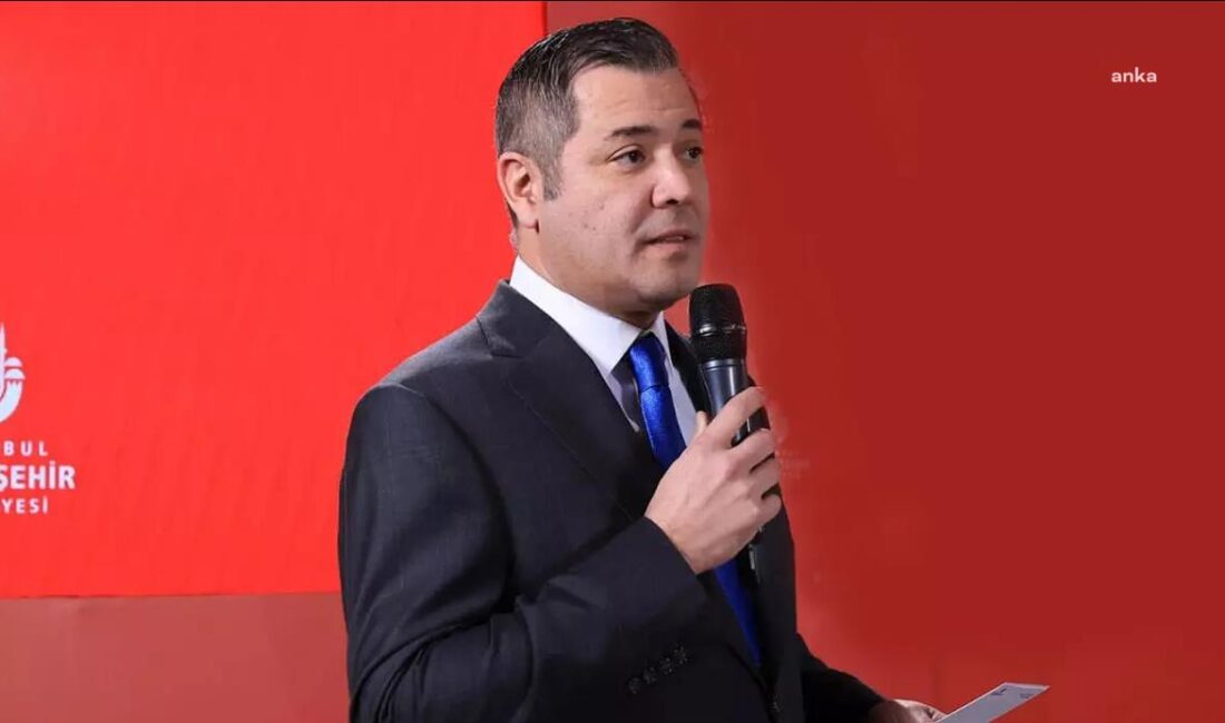  Bana iftira atmasını istedikleri için içeri aldılar
