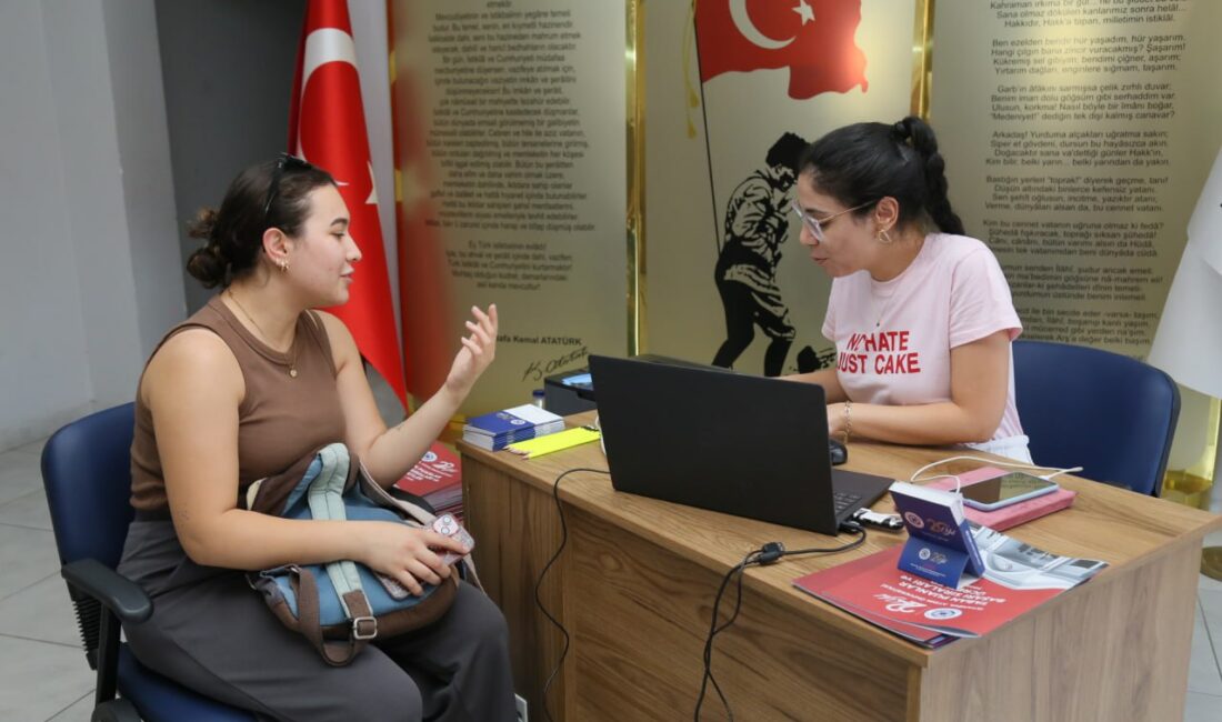 Edremit Belediyesi Yükseköğretim Kurumları Sınavı (YKS) sonuçlarının açıklanmasının ardından üniversite