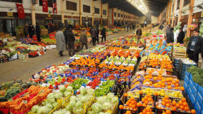 Antalya Tarım Konseyi’nden Hal Yasası Reformu İçin Kritik Rapor Antalya Tarım Konseyi (ATAK) ve sektör paydaşları, yaş meyve sebze