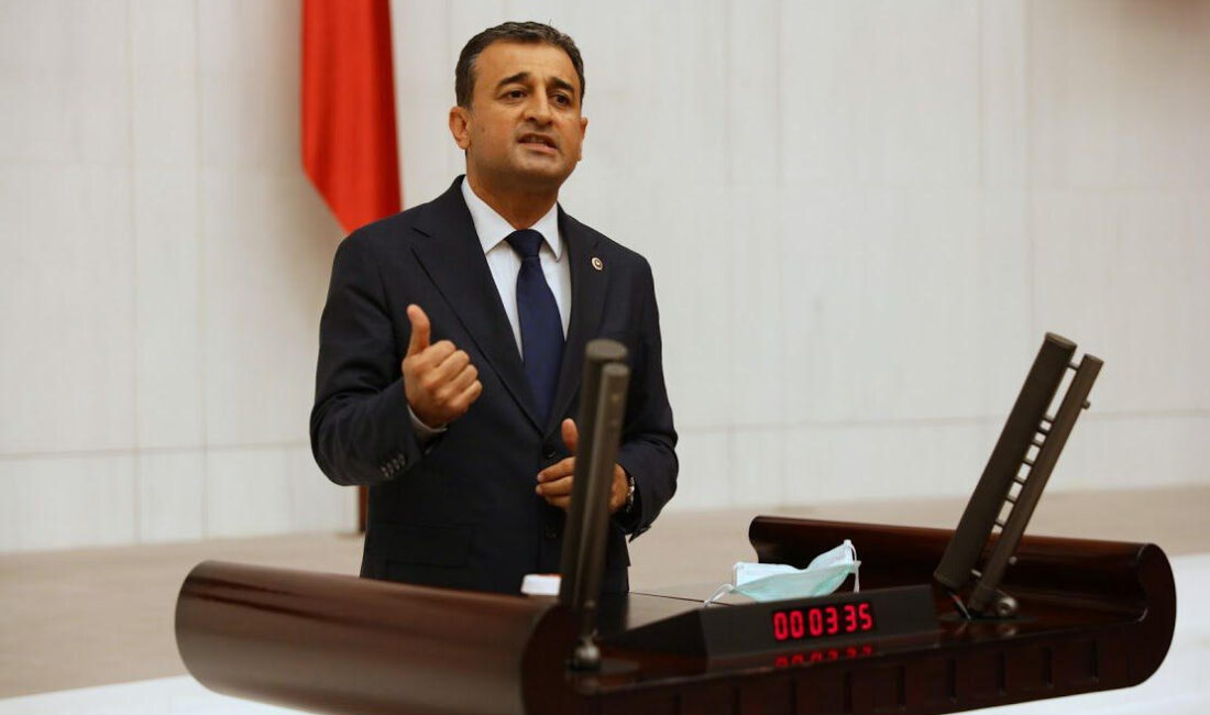 CHP Genel Başkan Yardımcısı Burhanettin Bulut, Türk-İş’in aldığı grev kararının