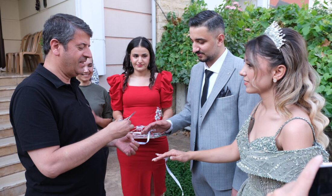 Ev hapsinde tutulan ve görevinden uzaklaştırılan Adıyaman Belediye Başkanı Abdurrahman