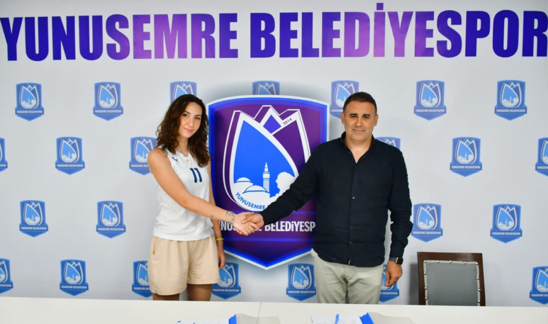 Kadınlar Voleybol 2. Ligi’nde yeni sezon çalışmalarını sürdüren Yunusemre Belediyespor,