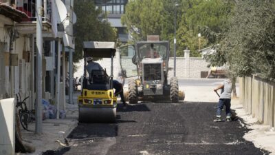 Yunusemre Belediyesi’nden 50. Yıl Mahallesi’ne Asfalt Çalışması Yunusemre Belediyesi, yoğun bir tempoyla sürdürdüğü çalışmalar kapsamında 50. Yıl