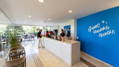 İzmir Büyükşehir Belediyesi’nin başlattığı Güzel İzmir Hareketi’nin merkezi Varyant’taki Şato