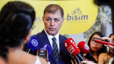 Basın mensuplarının kent gündemine ilişkin sorularını yanıtlayan İzmir Büyükşehir Belediye