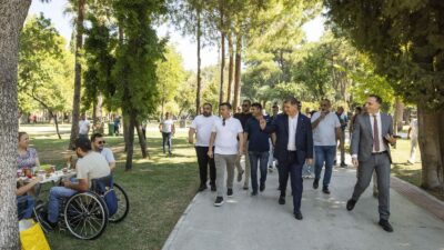 İzmir Büyükşehir Belediye Başkanı Dr. Cemil Tugay, İzmir Büyükşehir Belediyesi’nin