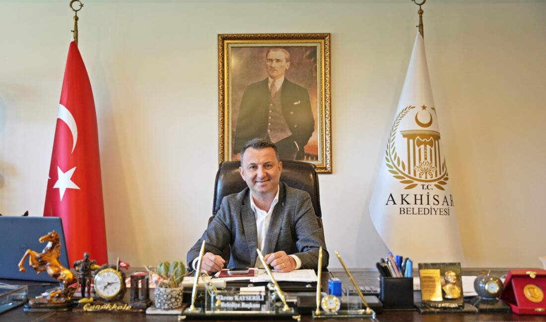 Başkan Kayserili ’den 30 Ağustos Zafer Bayramı Mesajı Akhisar Belediye Başkanı Ekrem Kayserili, 30 Ağustos Zafer Bayramı’nın 103.