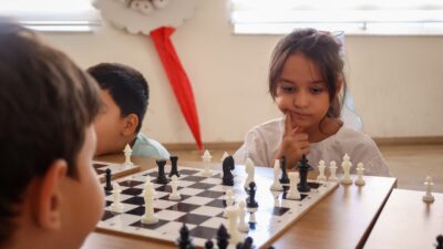 Efeler Belediye Başkanı Anıl Yetişkin’in çocuklara tatil hediyesi yaz kursları,