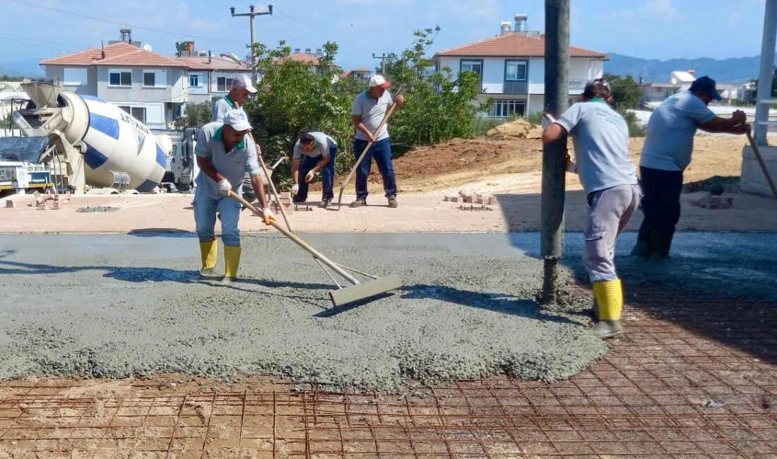 Manavgat Belediyesi Park ve Bahçeler Müdürlüğü ekipleri, Çakış Mahallesi’nde park