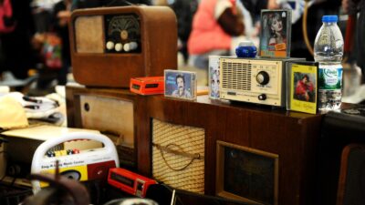 Karşıyaka Belediyesi, her yaştan ve her kesimden vatandaşların yoğun ilgi