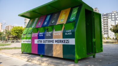 Mezitli Belediyesi’nden ‘’Doğa Dostu’’ Atık Yönetimi Mezitli Belediyesi, “Temiz Kent İçin Biriz, Doğa Dostu Mezitli Biziz”