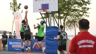 Altınordu Belediyesi’nin bu yıl 2’ncisini düzenlediği 3×3 Sokak Basketbolu Turnuvası