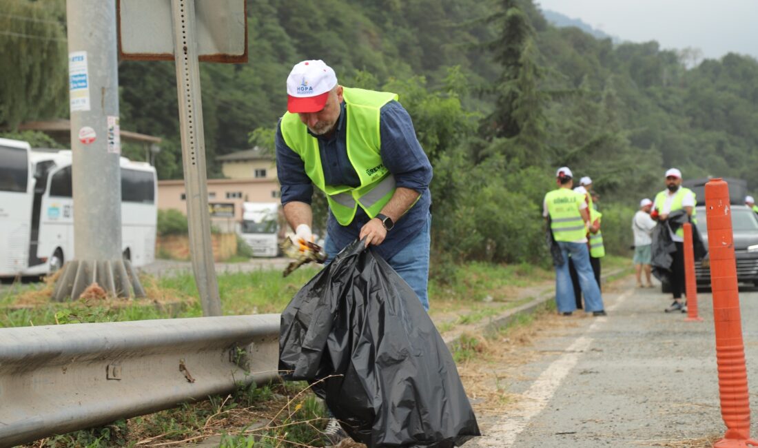Hopa Belediye Başkanı Utku Cihan, Karadeniz Sahil Yolu üzerinde Karayolları