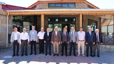 Pozantı’da Ulaştırma ve Sağlık Alanında Önemli Adımlar Atıldı Pozantı Belediye Başkanı Ali Avan, Ulaştırma ve Altyapı Bakan Yardımcısı