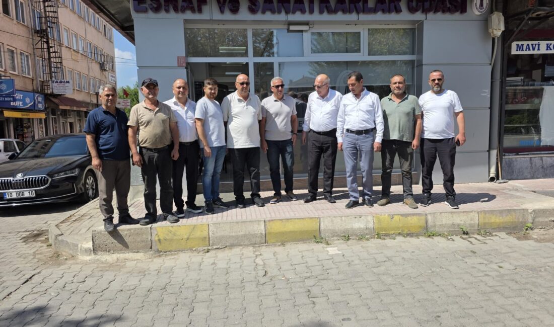 Depremden etkilenen esnaf için 10 milyon TL ödenek ayrıldığını açıklayan