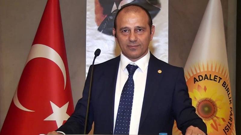 Adalet Birlik Partisi Genel Başkanı ve Türkiye İttifakı Cumhurbaşkanı Adayı