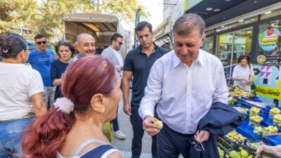 Buca Beyazıt Aykut Parkı Yeniden Doğuyor İzmir Büyükşehir Belediyesi Şirinyer Beyazıt Aykut Parkı'nı yeniliyor. Çalışmaları yerinde