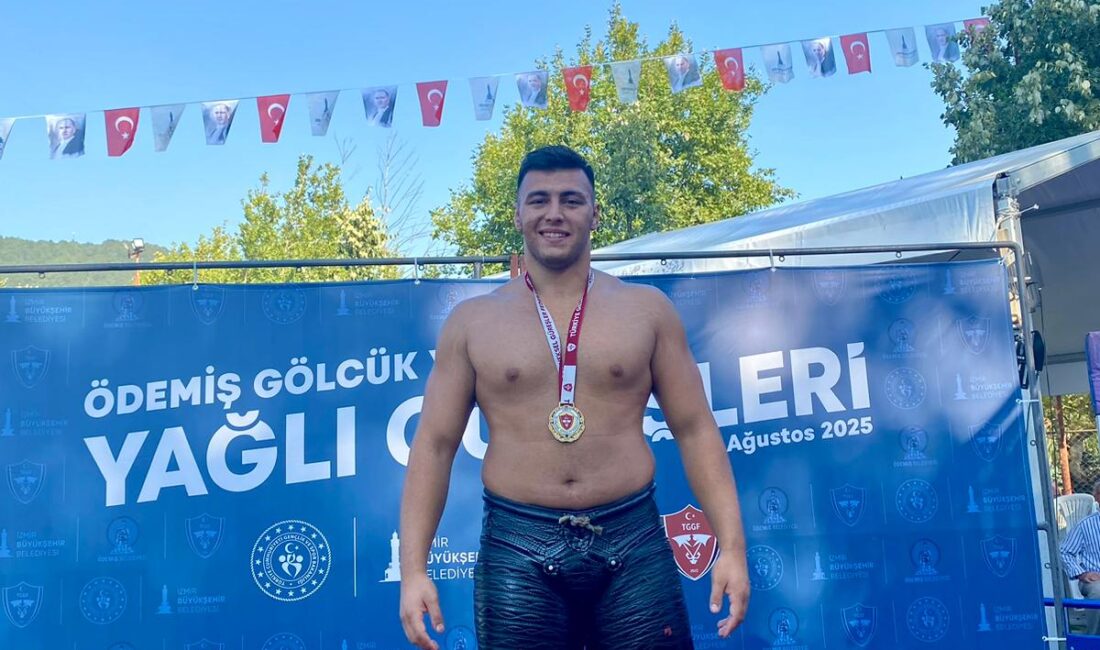 İzmir Ödemiş Gölcük Yaylası Yağlı Güreşleri‘ne katılan Kemer Belediye güreşçisi