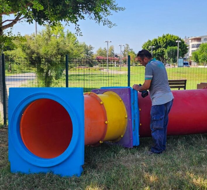 Manavgat Belediyesi Park ve Bahçeler Müdürlüğü ekipleri, minik dostlarımızın daha