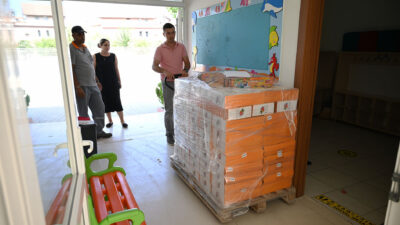 Kemer Belediye Başkanı Necati Topaloğlu‘nun “Eğitim Varsa Gelecek Var” projesi