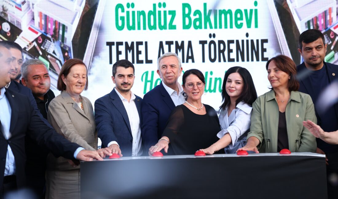 Halk TV’de Gözde Şeker’in hazırlayıp sunduğu ‘Yeni Bir Sabah’ programına