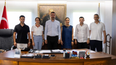 Mimarlar Odası Manavgat Temsilciliği Başkanı Tuğçe Özdemir, Gündüz ve beraberindeki