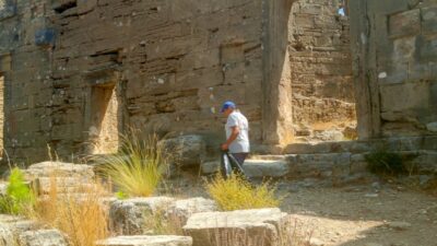 Manavgat Belediyesi’nden Tarihi Bölgelerde Çevre Temizliği Manavgat Belediyesi Temizlik İşleri Müdürlüğü ekipleri, ilçenin kırsal bölgelerinde yer