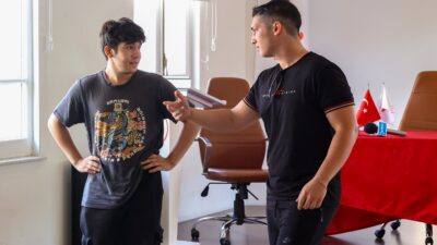 Efeler Belediye Başkanı Anıl Yetişkin, yaz aylarında hem çocuklara hem