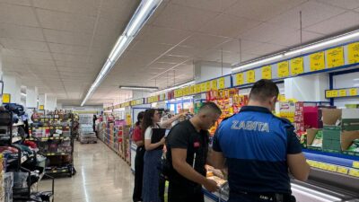 Zabıta Müdürlüğü denetim ekiplerince yapılan denetimlerde, ürünlerin son tüketim tarihleri,