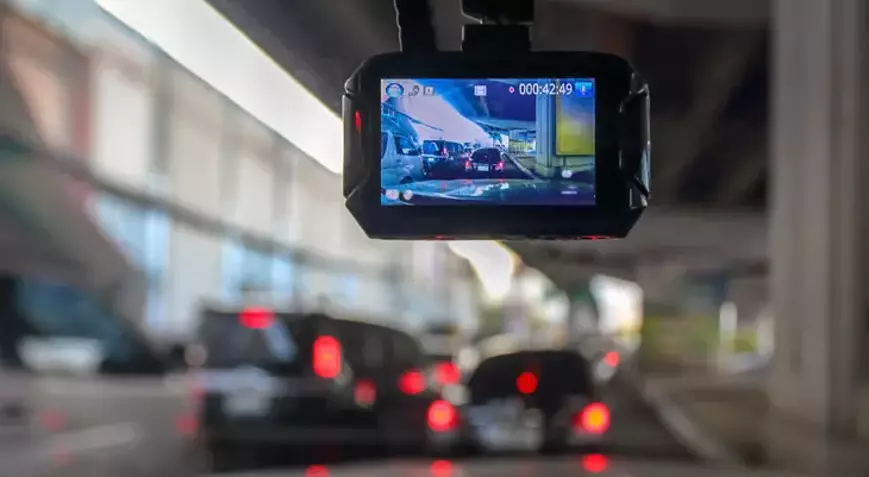 İçişleri Bakanlığı tarafından Karayolları Trafik Yönetmeliği‘nde yapılan değişiklikle, bazı araçlarda